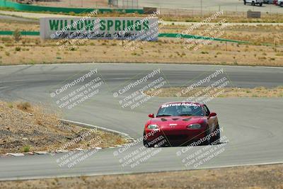 media/May-31-2025-CalClub SCCA (Sat) [[2c1a04e1ee]]/Qualifying/Group 1/Turn 4/